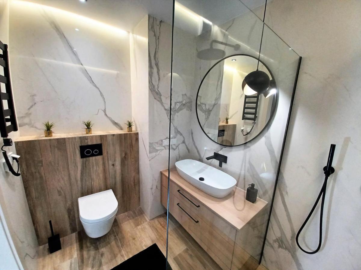 Kima Apartament Bazantow 29 คาโตวีตเซ ภายนอก รูปภาพ